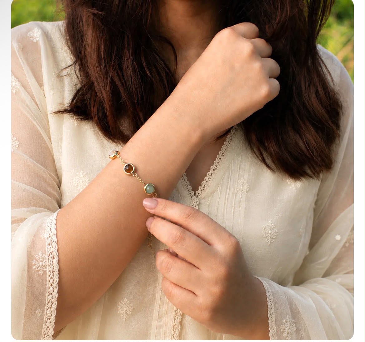 Metal Money Magnet Bracelet For Women