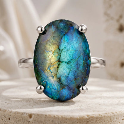 Labradorite Ring – The Stone of emotional strength and inner transformation